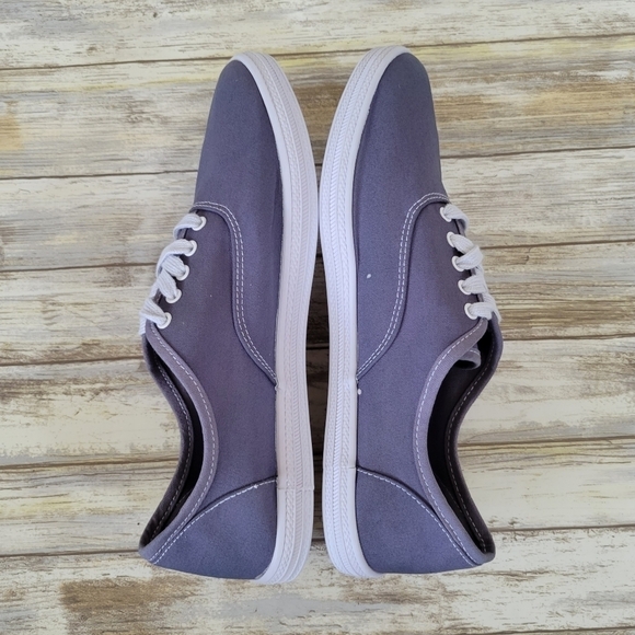 Universal Thread Lavender Purple Lace-Up Low Top Cushioned Sneakers Sz 10 Lunea - Picture 4 of 9